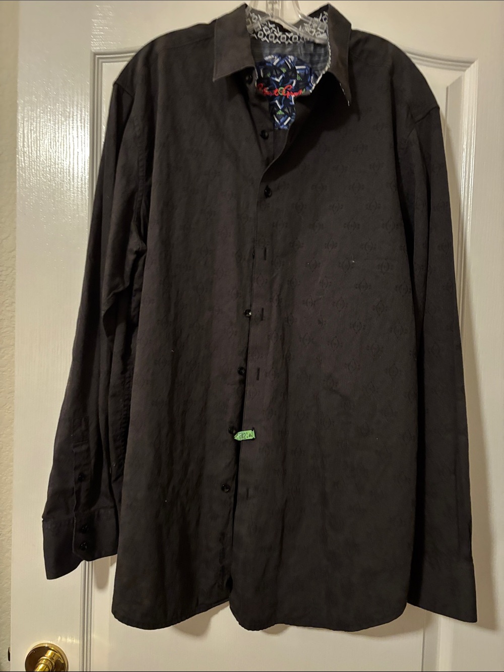 Robert Graham Men's Long Sleeve Jacquard Button-Up Shirt Grey/Black Paisley Trim